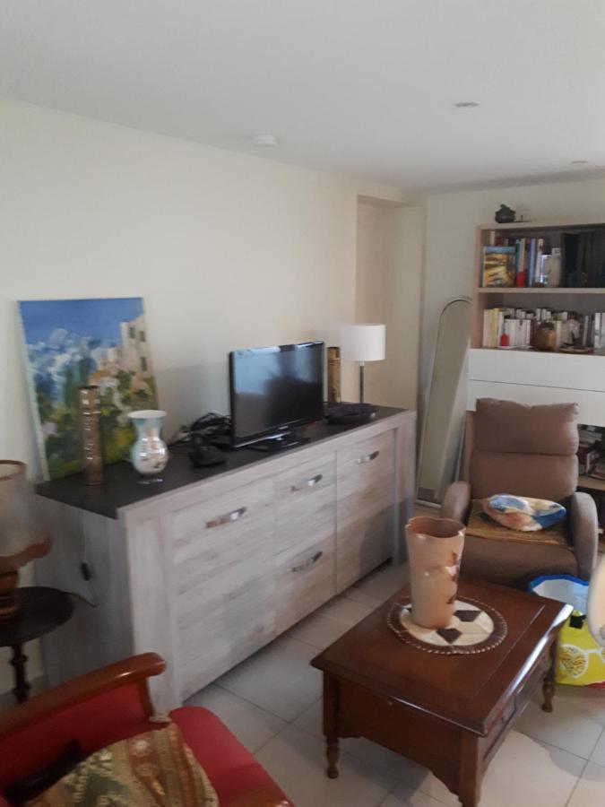 Les Ecureuils Bourguignons Appartement Montchanin Buitenkant foto