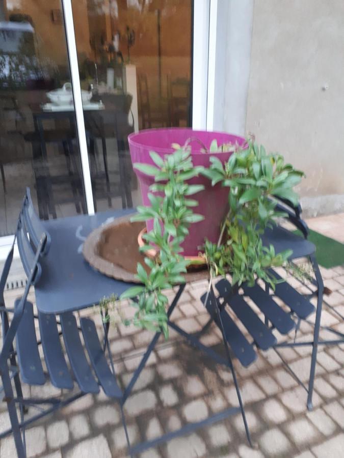 Les Ecureuils Bourguignons Appartement Montchanin Buitenkant foto